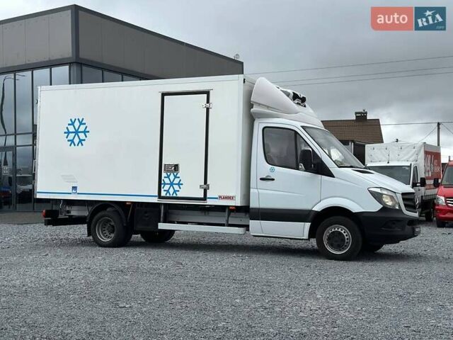 Белый Мерседес Sprinter, объемом двигателя 2.2 л и пробегом 192 тыс. км за 29800 $, фото 2 на Automoto.ua