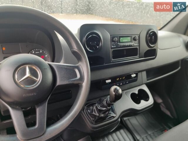 Белый Мерседес Sprinter, объемом двигателя 2.1 л и пробегом 244 тыс. км за 29900 $, фото 22 на Automoto.ua