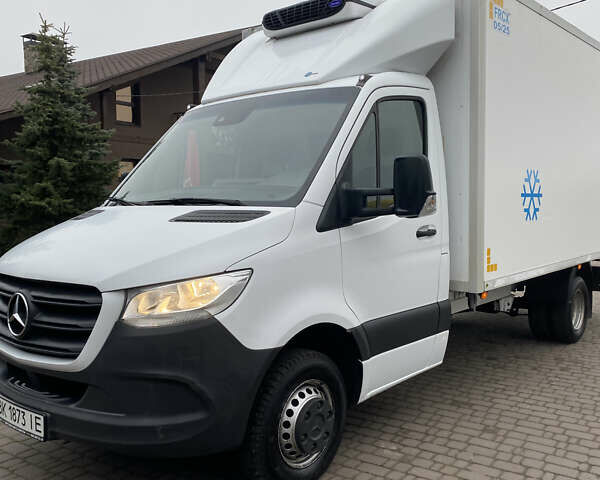 Білий Мерседес Sprinter, об'ємом двигуна 2.14 л та пробігом 280 тис. км за 28500 $, фото 5 на Automoto.ua