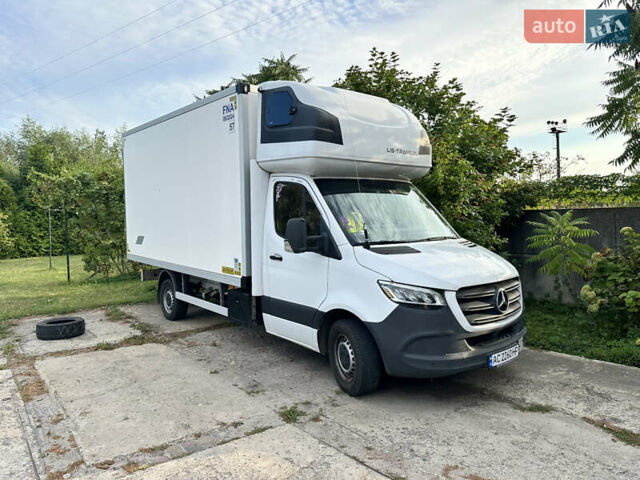 Белый Мерседес Sprinter, объемом двигателя 3 л и пробегом 591 тыс. км за 29000 $, фото 8 на Automoto.ua