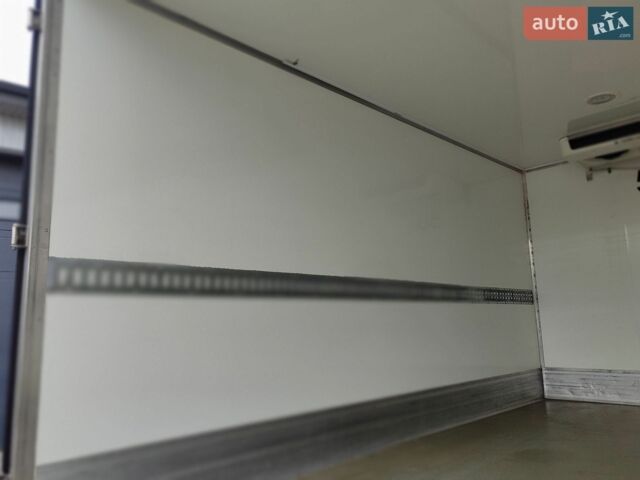 Белый Мерседес Sprinter, объемом двигателя 2.1 л и пробегом 244 тыс. км за 29900 $, фото 19 на Automoto.ua