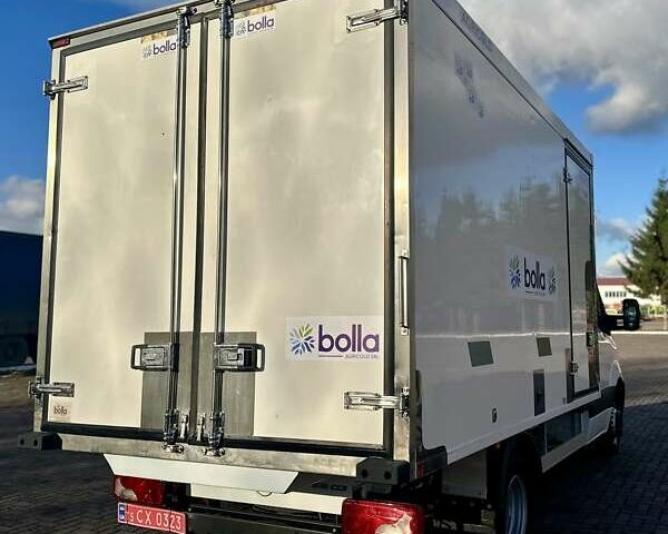 Белый Мерседес Sprinter, объемом двигателя 2.2 л и пробегом 218 тыс. км за 34550 $, фото 10 на Automoto.ua