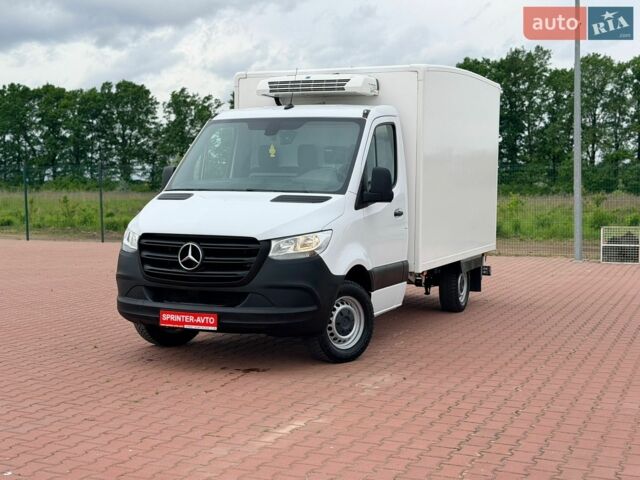 Белый Мерседес Sprinter, объемом двигателя 2.1 л и пробегом 278 тыс. км за 26500 $, фото 3 на Automoto.ua