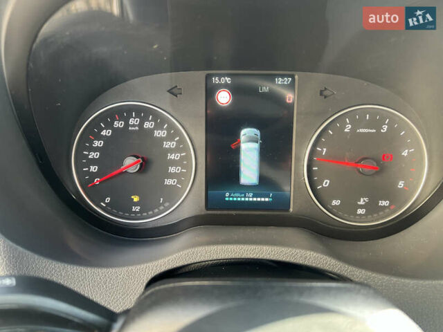 Белый Мерседес Sprinter, объемом двигателя 2.2 л и пробегом 300 тыс. км за 28500 $, фото 23 на Automoto.ua