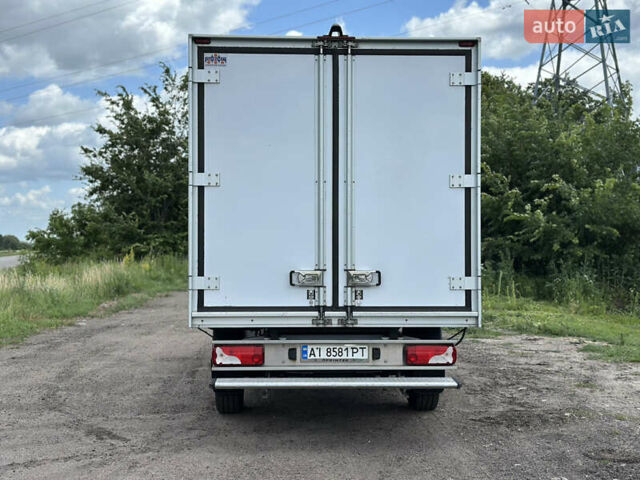Белый Мерседес Sprinter, объемом двигателя 2.2 л и пробегом 400 тыс. км за 28999 $, фото 11 на Automoto.ua