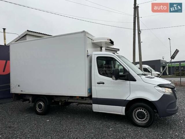 Белый Мерседес Sprinter, объемом двигателя 0 л и пробегом 330 тыс. км за 22000 $, фото 6 на Automoto.ua