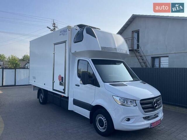 Белый Мерседес Sprinter, объемом двигателя 3 л и пробегом 254 тыс. км за 28500 $, фото 2 на Automoto.ua