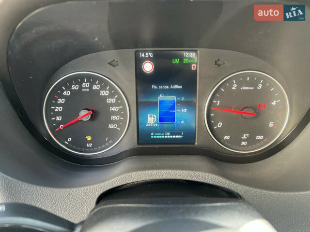 Белый Мерседес Sprinter, объемом двигателя 2.2 л и пробегом 300 тыс. км за 28500 $, фото 25 на Automoto.ua