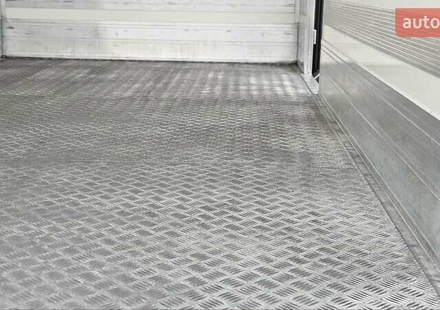 Білий Мерседес Sprinter, об'ємом двигуна 2.2 л та пробігом 171 тис. км за 29800 $, фото 29 на Automoto.ua