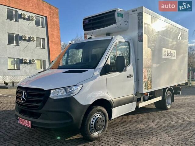 Белый Мерседес Sprinter, объемом двигателя 2.2 л и пробегом 218 тыс. км за 34550 $, фото 4 на Automoto.ua