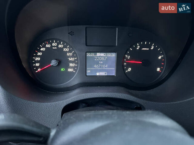 Белый Мерседес Sprinter, объемом двигателя 3 л и пробегом 591 тыс. км за 29000 $, фото 12 на Automoto.ua