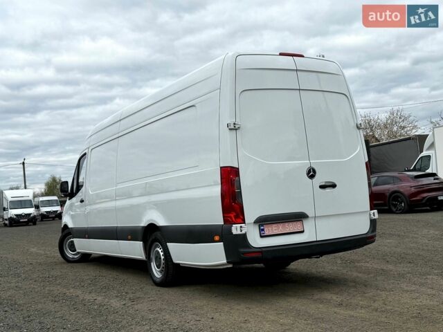 Белый Мерседес Sprinter, объемом двигателя 3 л и пробегом 236 тыс. км за 30000 $, фото 9 на Automoto.ua