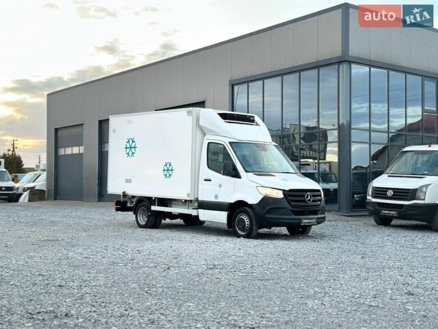 Белый Мерседес Sprinter, объемом двигателя 2.2 л и пробегом 142 тыс. км за 33900 $, фото 4 на Automoto.ua