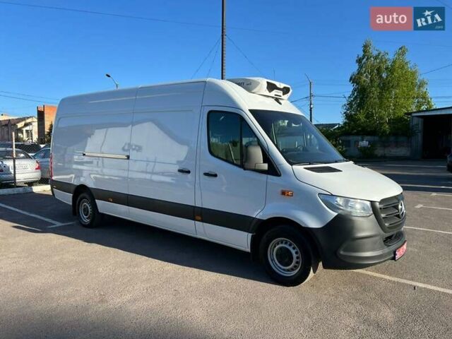 Белый Мерседес Sprinter, объемом двигателя 3 л и пробегом 279 тыс. км за 32999 $, фото 31 на Automoto.ua