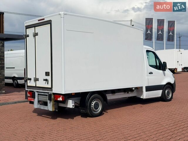 Белый Мерседес Sprinter, объемом двигателя 2.1 л и пробегом 399 тыс. км за 25500 $, фото 2 на Automoto.ua