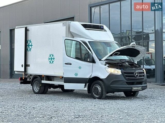 Белый Мерседес Sprinter, объемом двигателя 2.2 л и пробегом 142 тыс. км за 34900 $, фото 21 на Automoto.ua