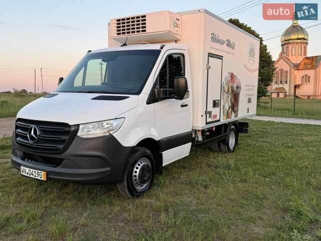 Белый Мерседес Sprinter, объемом двигателя 2.2 л и пробегом 242 тыс. км за 35900 $, фото 15 на Automoto.ua