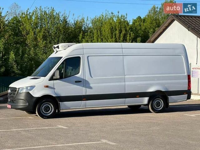 Белый Мерседес Sprinter, объемом двигателя 3 л и пробегом 279 тыс. км за 32999 $, фото 44 на Automoto.ua
