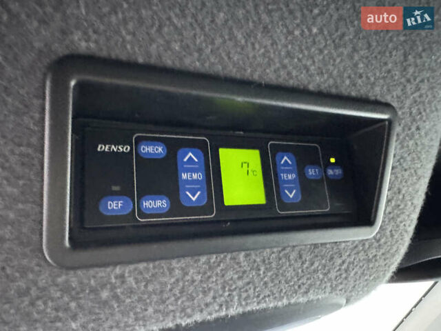 Белый Мерседес Sprinter, объемом двигателя 2.2 л и пробегом 300 тыс. км за 32500 $, фото 26 на Automoto.ua