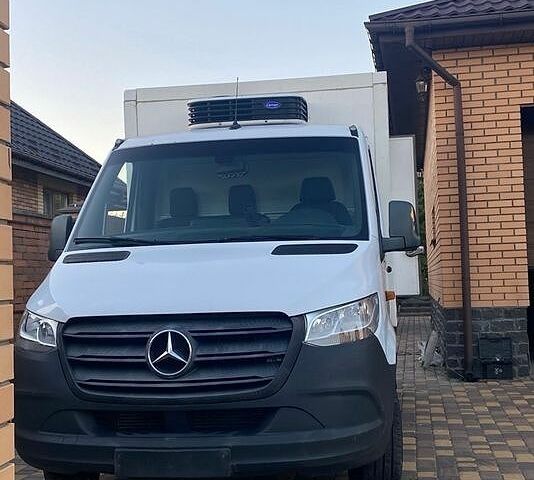 Белый Мерседес Sprinter, объемом двигателя 2.1 л и пробегом 270 тыс. км за 22100 $, фото 13 на Automoto.ua