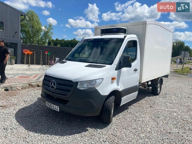 Белый Мерседес Sprinter, объемом двигателя 2.1 л и пробегом 290 тыс. км за 22900 $, фото 3 на Automoto.ua