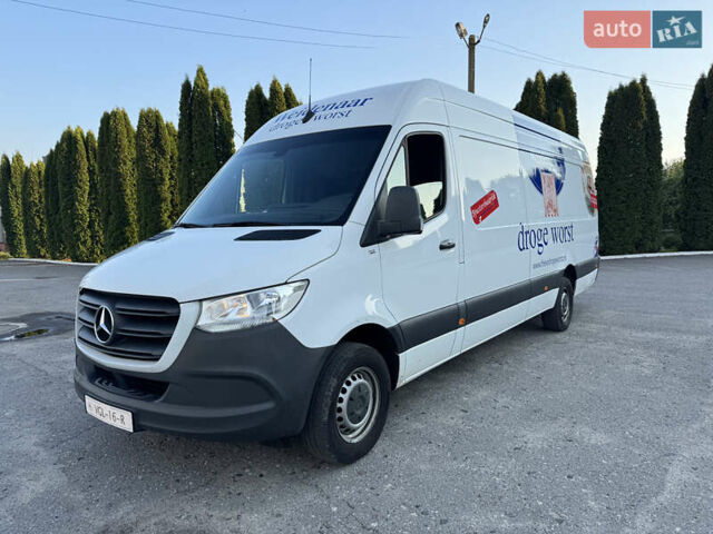 Белый Мерседес Sprinter, объемом двигателя 2.2 л и пробегом 300 тыс. км за 32500 $, фото 12 на Automoto.ua