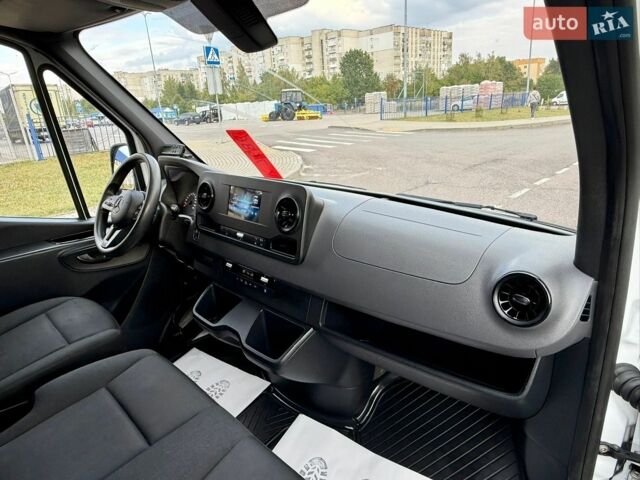 Белый Мерседес Sprinter, объемом двигателя 2.2 л и пробегом 315 тыс. км за 26200 $, фото 35 на Automoto.ua