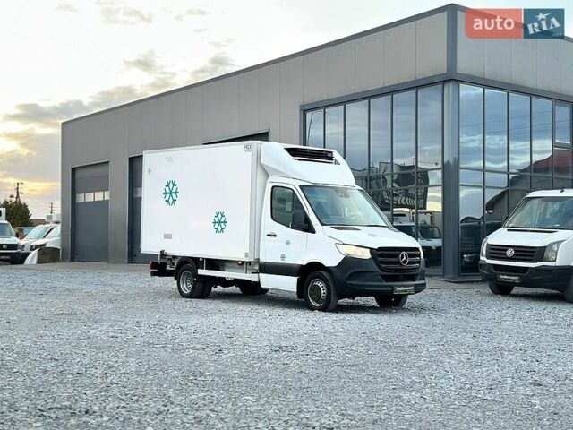 Белый Мерседес Sprinter, объемом двигателя 2.2 л и пробегом 142 тыс. км за 34900 $, фото 4 на Automoto.ua