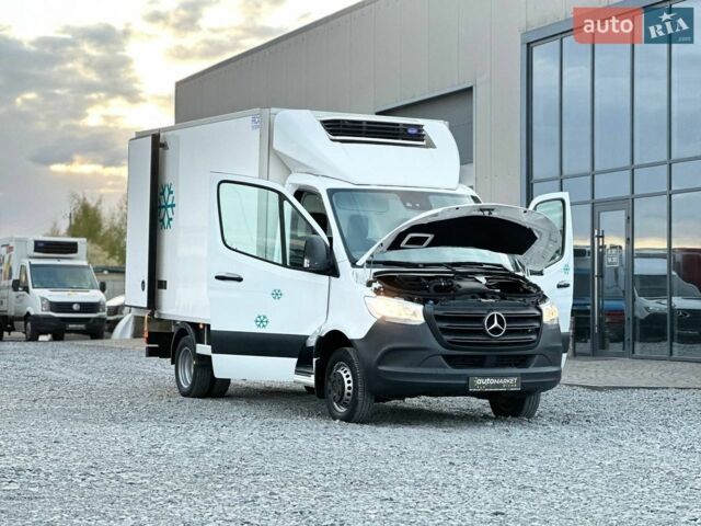 Белый Мерседес Sprinter, объемом двигателя 2.2 л и пробегом 142 тыс. км за 33900 $, фото 23 на Automoto.ua