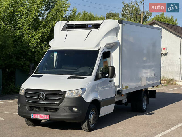 Белый Мерседес Sprinter, объемом двигателя 2.2 л и пробегом 273 тыс. км за 33500 $, фото 2 на Automoto.ua