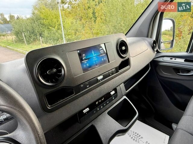 Белый Мерседес Sprinter, объемом двигателя 2.2 л и пробегом 315 тыс. км за 26200 $, фото 31 на Automoto.ua