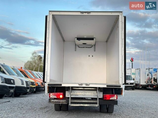 Белый Мерседес Sprinter, объемом двигателя 2.2 л и пробегом 142 тыс. км за 33900 $, фото 32 на Automoto.ua