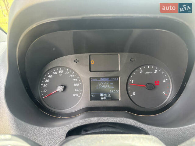 Білий Мерседес Sprinter, об'ємом двигуна 2.2 л та пробігом 229 тис. км за 21900 $, фото 14 на Automoto.ua