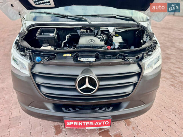 Белый Мерседес Sprinter, объемом двигателя 2 л и пробегом 259 тыс. км за 24250 $, фото 10 на Automoto.ua