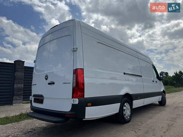 Белый Мерседес Sprinter, объемом двигателя 2.2 л и пробегом 210 тыс. км за 30800 $, фото 21 на Automoto.ua