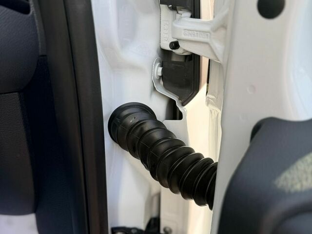 Білий Мерседес Sprinter, об'ємом двигуна 2.1 л та пробігом 364 тис. км за 26500 $, фото 20 на Automoto.ua