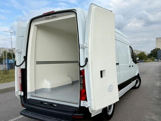 Белый Мерседес Sprinter, объемом двигателя 2.2 л и пробегом 315 тыс. км за 26200 $, фото 46 на Automoto.ua