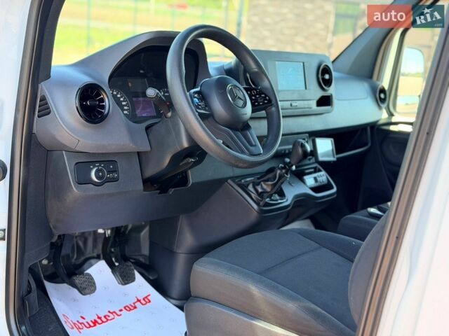 Белый Мерседес Sprinter, объемом двигателя 2.1 л и пробегом 253 тыс. км за 26500 $, фото 23 на Automoto.ua