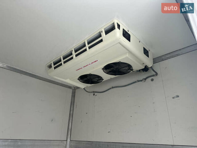 Белый Мерседес Sprinter, объемом двигателя 3 л и пробегом 134 тыс. км за 45800 $, фото 22 на Automoto.ua