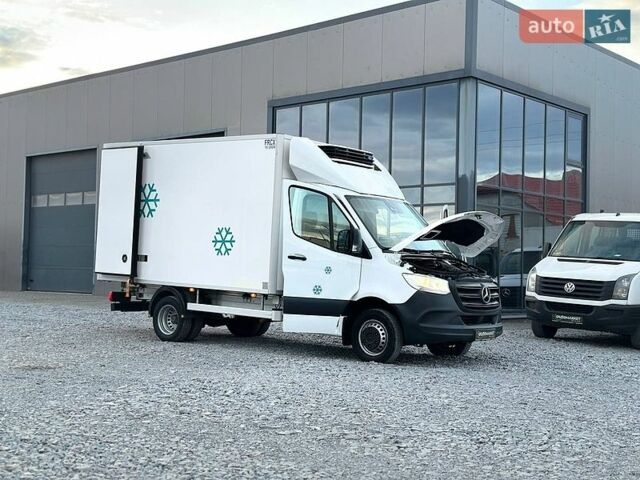 Белый Мерседес Sprinter, объемом двигателя 2.2 л и пробегом 142 тыс. км за 34900 $, фото 19 на Automoto.ua