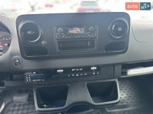 Білий Мерседес Sprinter, об'ємом двигуна 3 л та пробігом 134 тис. км за 45800 $, фото 17 на Automoto.ua