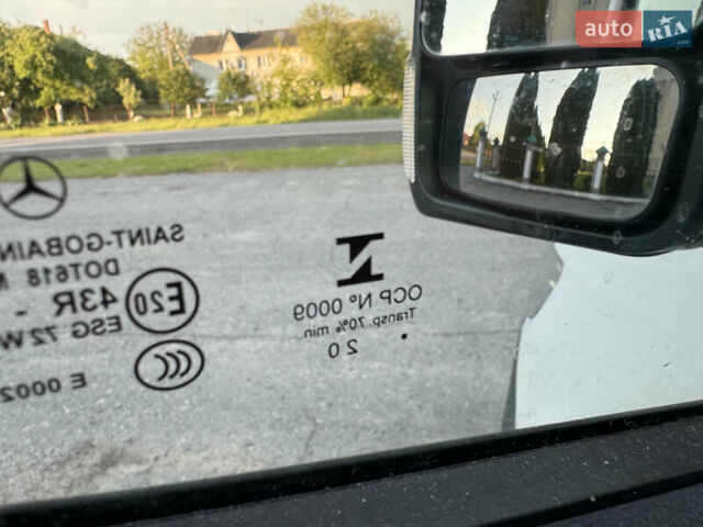 Белый Мерседес Sprinter, объемом двигателя 2.2 л и пробегом 300 тыс. км за 32500 $, фото 23 на Automoto.ua