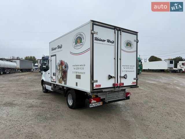 Белый Мерседес Sprinter, объемом двигателя 2.2 л и пробегом 242 тыс. км за 35800 $, фото 4 на Automoto.ua