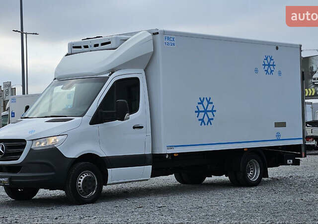 Белый Мерседес Sprinter, объемом двигателя 2.2 л и пробегом 190 тыс. км за 35900 $, фото 12 на Automoto.ua