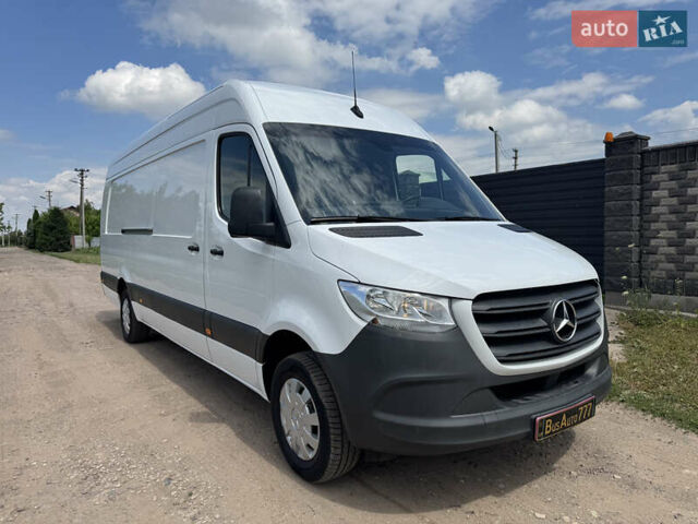Белый Мерседес Sprinter, объемом двигателя 2.2 л и пробегом 210 тыс. км за 30800 $, фото 35 на Automoto.ua