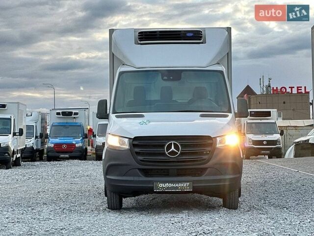 Белый Мерседес Sprinter, объемом двигателя 2.2 л и пробегом 142 тыс. км за 34900 $, фото 10 на Automoto.ua