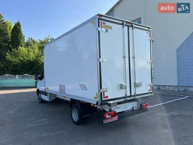 Белый Мерседес Sprinter, объемом двигателя 2.2 л и пробегом 273 тыс. км за 33500 $, фото 25 на Automoto.ua