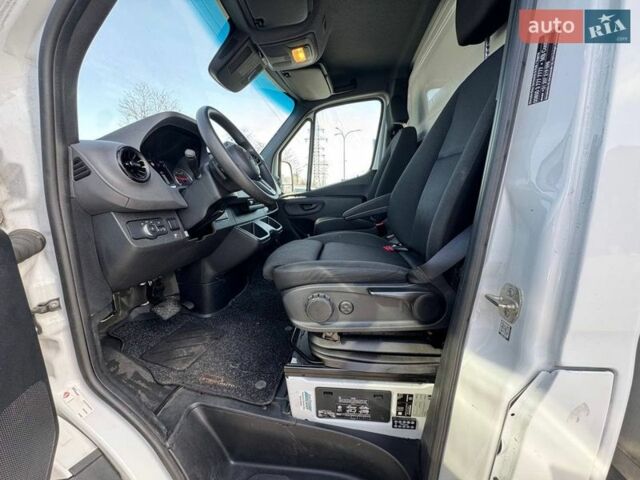 Білий Мерседес Sprinter, об'ємом двигуна 2.2 л та пробігом 110 тис. км за 38900 $, фото 28 на Automoto.ua