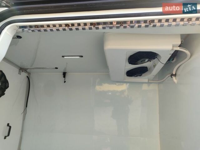 Білий Мерседес Sprinter, об'ємом двигуна 2 л та пробігом 355 тис. км за 25800 $, фото 12 на Automoto.ua