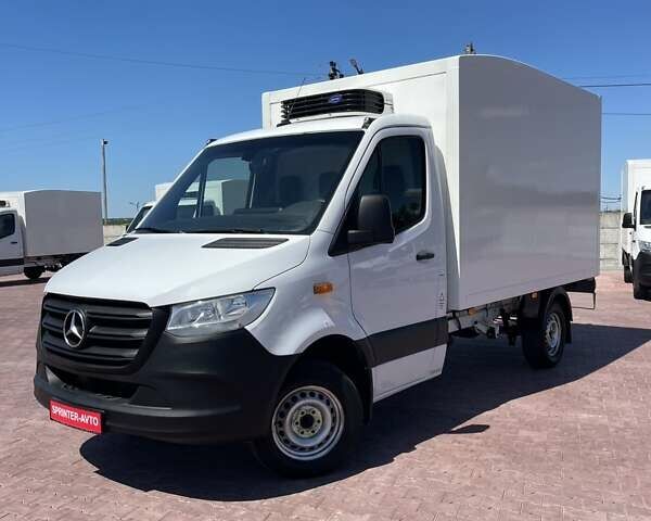 Белый Мерседес Sprinter, объемом двигателя 1.9 л и пробегом 226 тыс. км за 23850 $, фото 1 на Automoto.ua